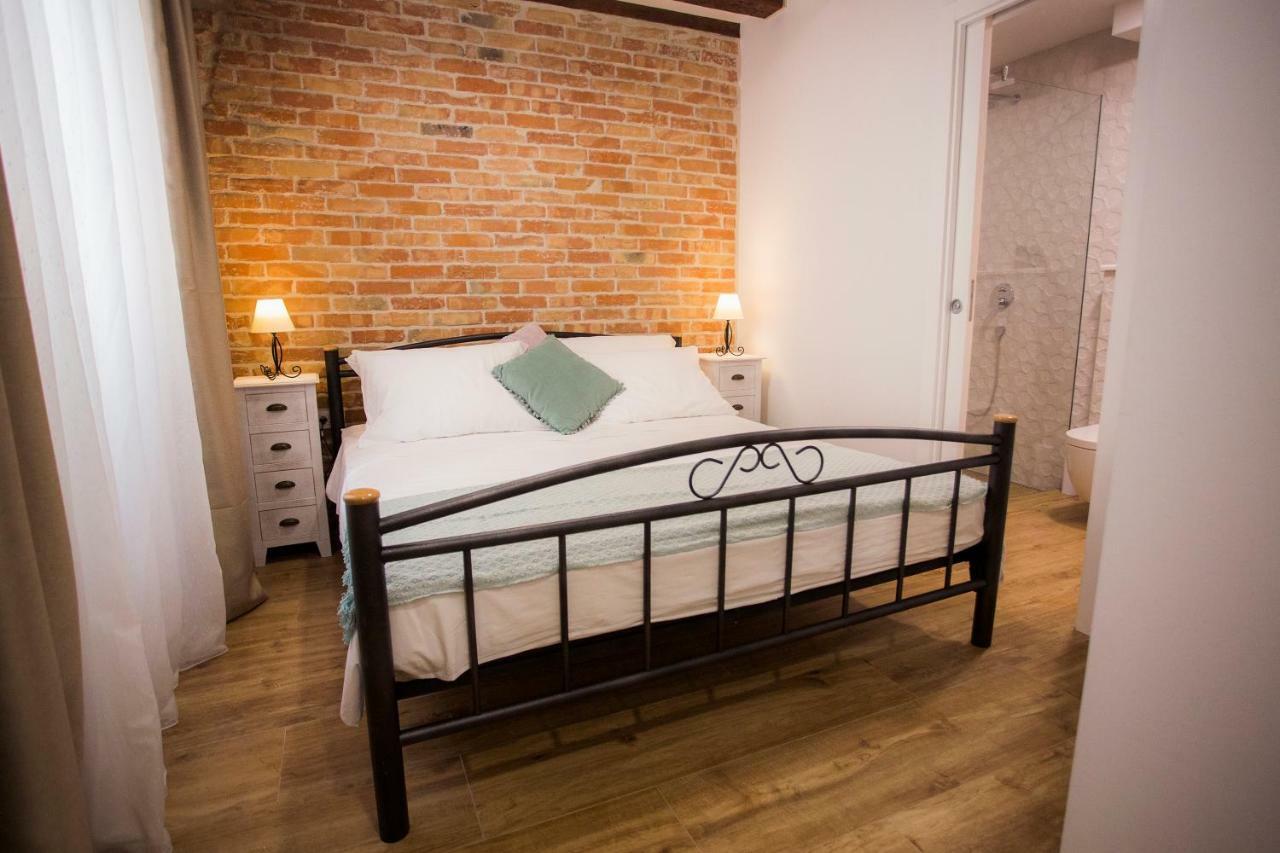 Studio Apartman Ana Split Eksteriør billede